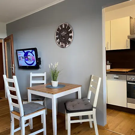 Am Apartman *